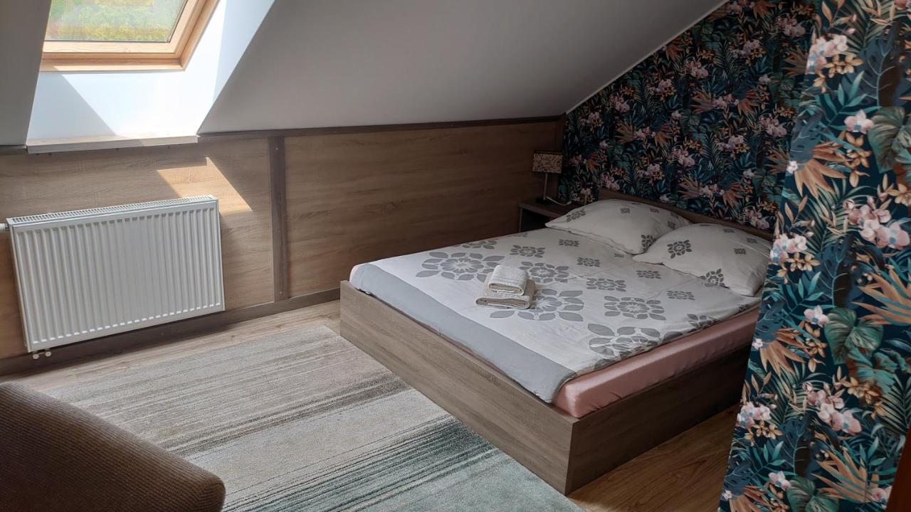 Bed and Breakfast Fitnessfun Krzyż Exterior foto
